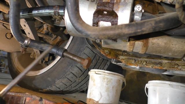 Мерседес. Ремонт топливной трубки # Mercedes-Benz. Fuel pipe repair смотреть онлайн
