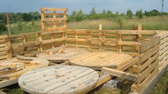 Как построить дачный дом из поддонов смотреть онлайн