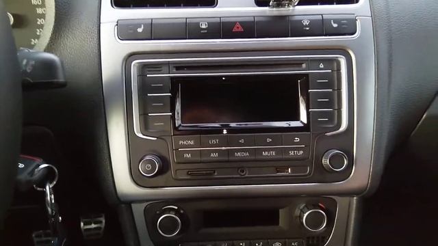 Сломалась крутилка на штатной магнитоле Фольксваген Поло седан. смотреть онлайн