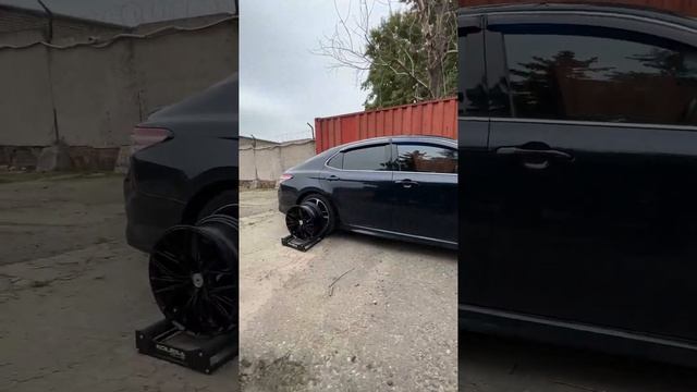 Toyota Camry на примерке дисков #литыедиски #toyota смотреть онлайн