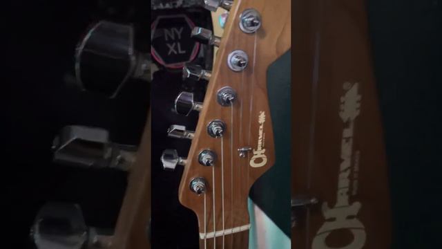 Como ajustar unos locking tuners ( maquinaria de bloqueo ) смотреть онлайн