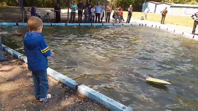 Гонки-3 радио-катера (racing speed boats),"Грани", г.Запорожье,2-й день. г.Запорожье 15.05.16г.№39. смотреть онлайн