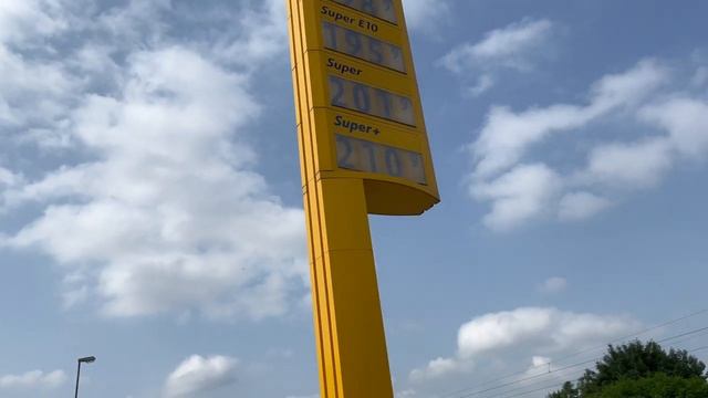 Влог ✔️Мы в гостях ✔️день мамы в Германии ✔️ Блогеры из Германии ✔️ цены на топливо ✔️Цены на цветы смотреть онлайн