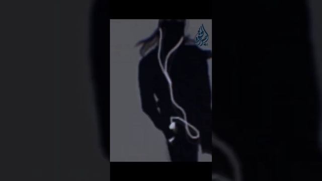 Люди постоянно слушают музыку смотреть онлайн