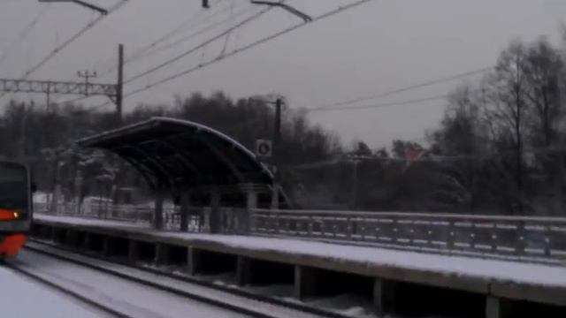 платформа черная электропоезд эд4м смотреть онлайн