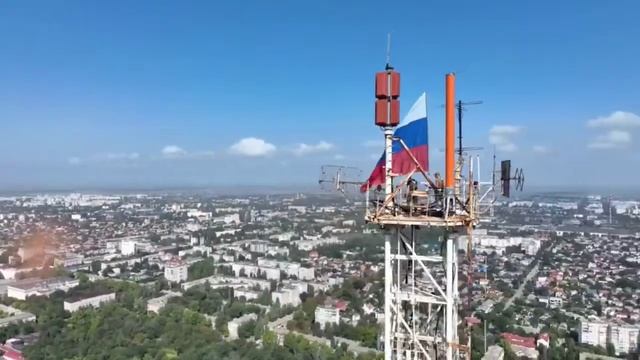 Российский флаг над Херсоном. смотреть онлайн