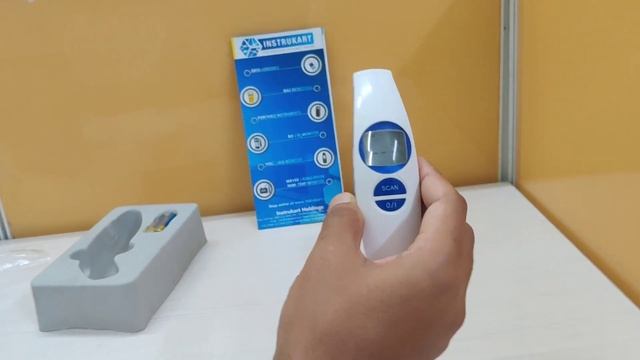 AccuSure FR 800 Non Contact Thermometer смотреть онлайн