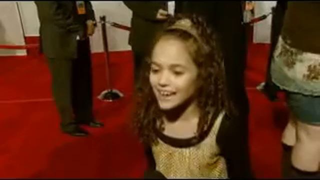 Hannah Montana 3d Movie Premiere - Madison Pettis смотреть онлайн