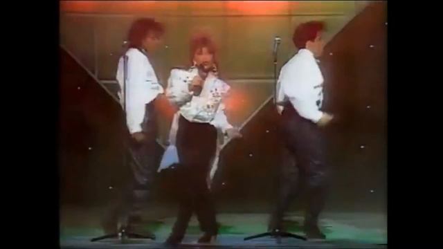Paula Abdul - Forever Your Girl (Royal Variety Performance) (1989) (HD)