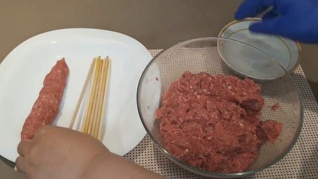 ВКУСНЫЕ СОЧНЫЕ КОТЛЕТЫ НА ШПАЖКАХ В ДУХОВКЕ#люлякебаб #котлетывдуховке смотреть онлайн
