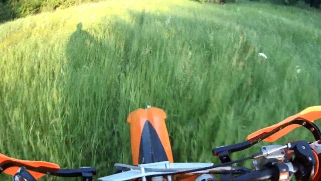 KTM e-max - по любимому оврагу смотреть онлайн