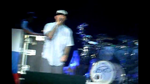 Limp Bizkit - Walking Away Live in Moscow 2010 Camrip