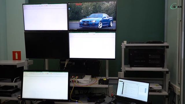 Возможность совмещения источников и дисплеев разного разрешения смотреть онлайн