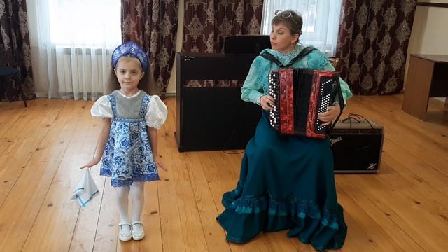 Русская народная песня "Два весёлых гуся" смотреть онлайн