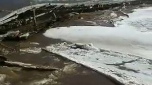 Ледоходом унесло мост