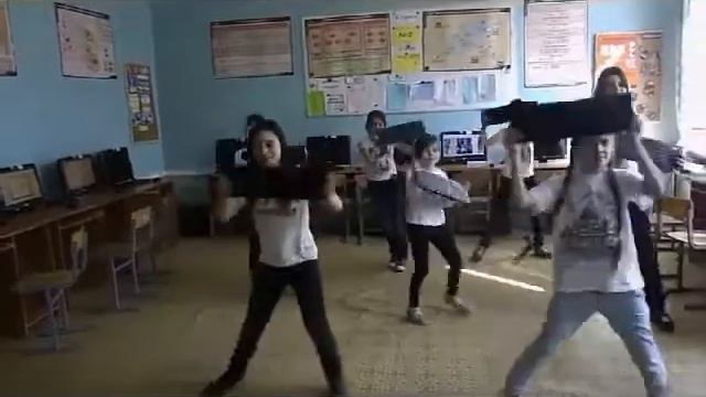 танец с клавиатурой смотреть онлайн