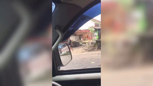 Разрушительное землетрясение на острове Ява в Индонезии смотреть онлайн