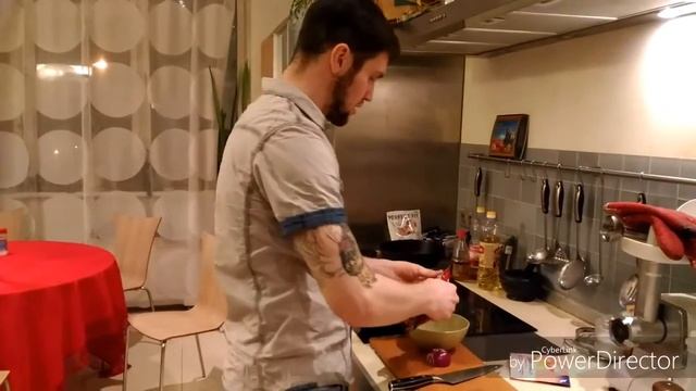 Бургер с курицей смотреть онлайн