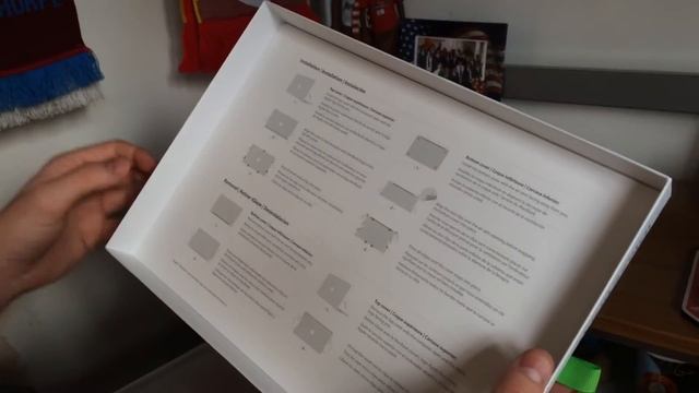Moshi iGlaze 13 Stealth Clear for MacBook Pro 13" Unboxing (Part 1) смотреть онлайн