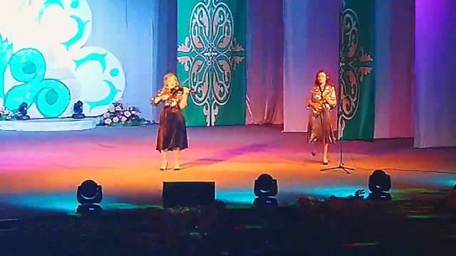 "Белла чао!"- песня итальянских партизан в инструментальной обработке. Скрипка и саксофон. смотреть онлайн