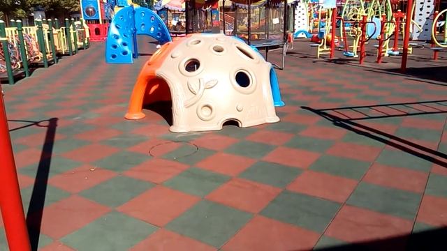 Большая Песочница Лоллипоп LOLLIPOP Батут Развлечения для детей Часть 2