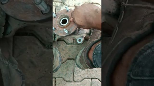failed wheel bearing for Toyota Corolla 2012 смотреть онлайн