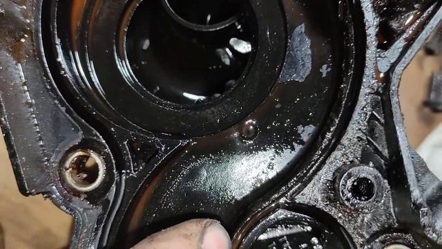 Шкода Рапид 1.6л 110л.с. разбираю узел помпа-термостаты. смотреть онлайн