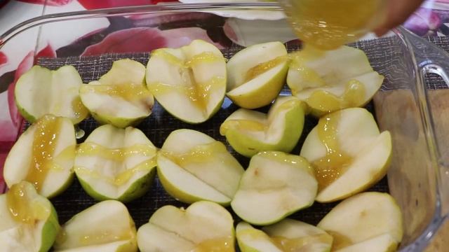 Бесподобный десерт! Запеченные груши в духовке