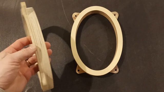 Подиумы в передние двери на Subaru Forester SJ смотреть онлайн