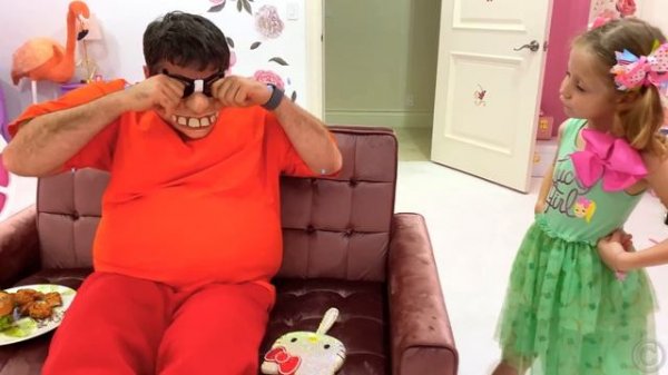 Nastya teaches dad to eat right and play sports