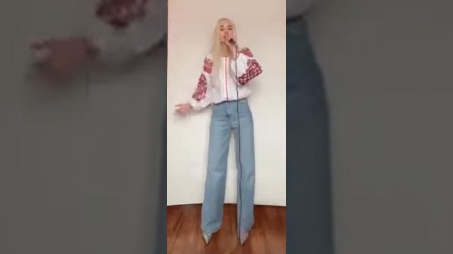 📹 «Край, мій рідний край» (live cover) by Alexandra Fedosova-Sakovets смотреть онлайн