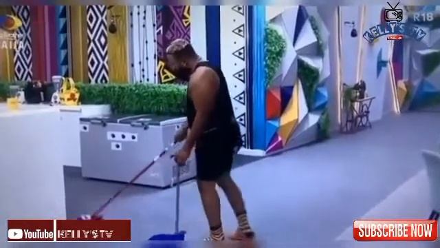 Trending video of White money BBnaija Barbing In his Salon. смотреть онлайн