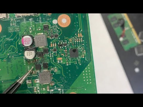 Менять полплаты Или… залитый ноутбук... смотреть онлайн