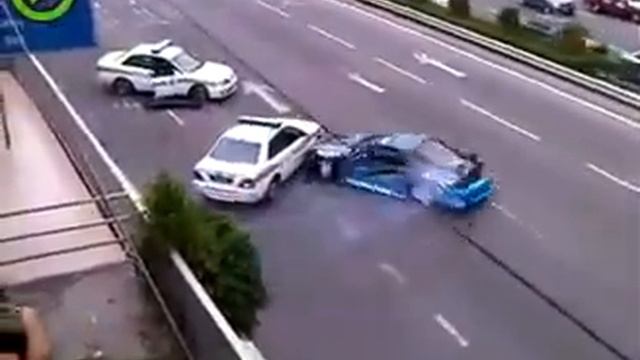 Police Vs Drifter смотреть онлайн