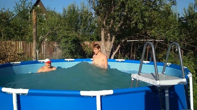 каркасный бассейн INTEX не чистим , купаемся так! #лето #как #каркасный_бассейн смотреть онлайн