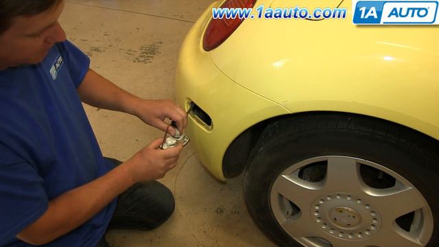 How to Replace Side Marker Light 98-05 Volkswagen Beetle смотреть онлайн