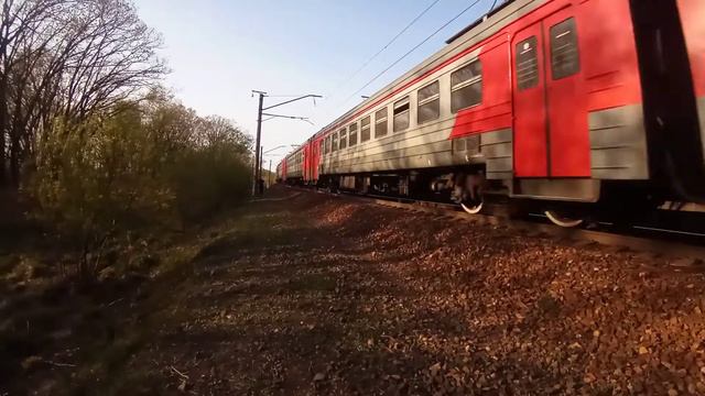 Электропоезд ЭД9Т-0018 сообщением Раздольное-Владивосток. смотреть онлайн