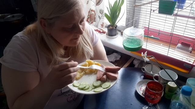 МУКБАНГ. MUКBANG. МОХИТО. КАФЕ ДОМА. БОГАТЫЙ ОБЕД БЕДНЯКА.