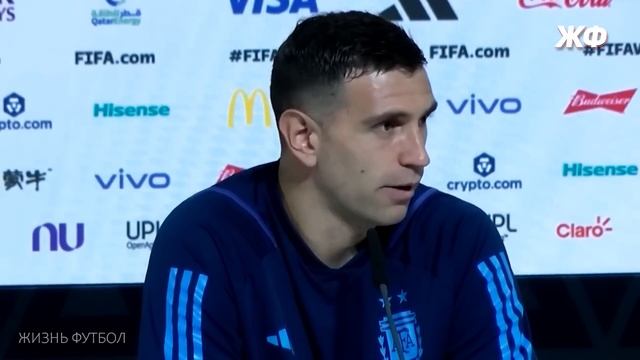 ЗАЧЕМ ВРАТАРИ РАЗВОДЯТ РУКИ? ХИТРЫЕ УЛОВКИ В ФУТБОЛЕ смотреть онлайн