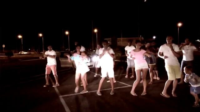 Crazy Salsa / Kizomba Mauritius en mode Initiation... смотреть онлайн