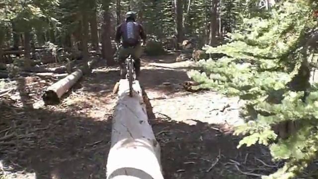 Log ride - Corral Loop смотреть онлайн