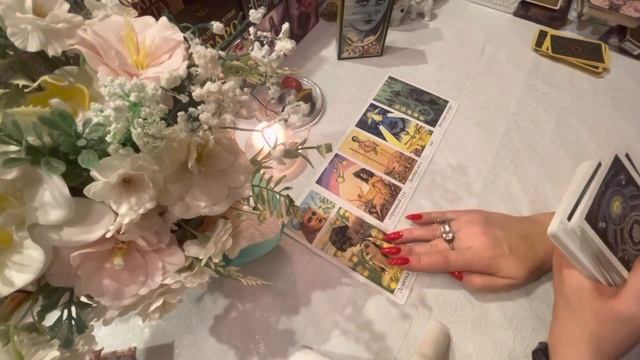 Цыганский расклад ♦️❤️♥️♣️?Забыл ли Вас??Отпустил ли Вас?Мучается ? Страдает???? смотреть онлайн