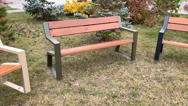 Скамейки с подлокотниками «Mountain» в трех цветах: "графит", "мох" и "латте". смотреть онлайн