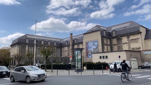 Советую Почитать Этого Автора Я Снова Без Мужа Шопинг H & M КАФЕ - Настроение смотреть онлайн