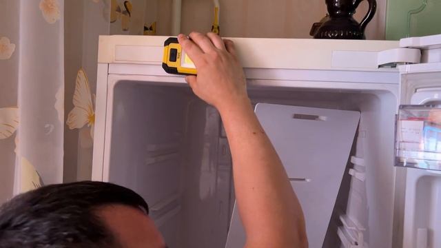 Новый холодильник Samsung. Слабое место но не критичное. Сделать можно даже своими Руками смотреть онлайн