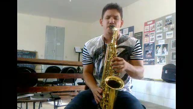Emanuel Júnior SAX - NO ME COMPARES - IVETE E ALEJANDRO SANZ смотреть онлайн