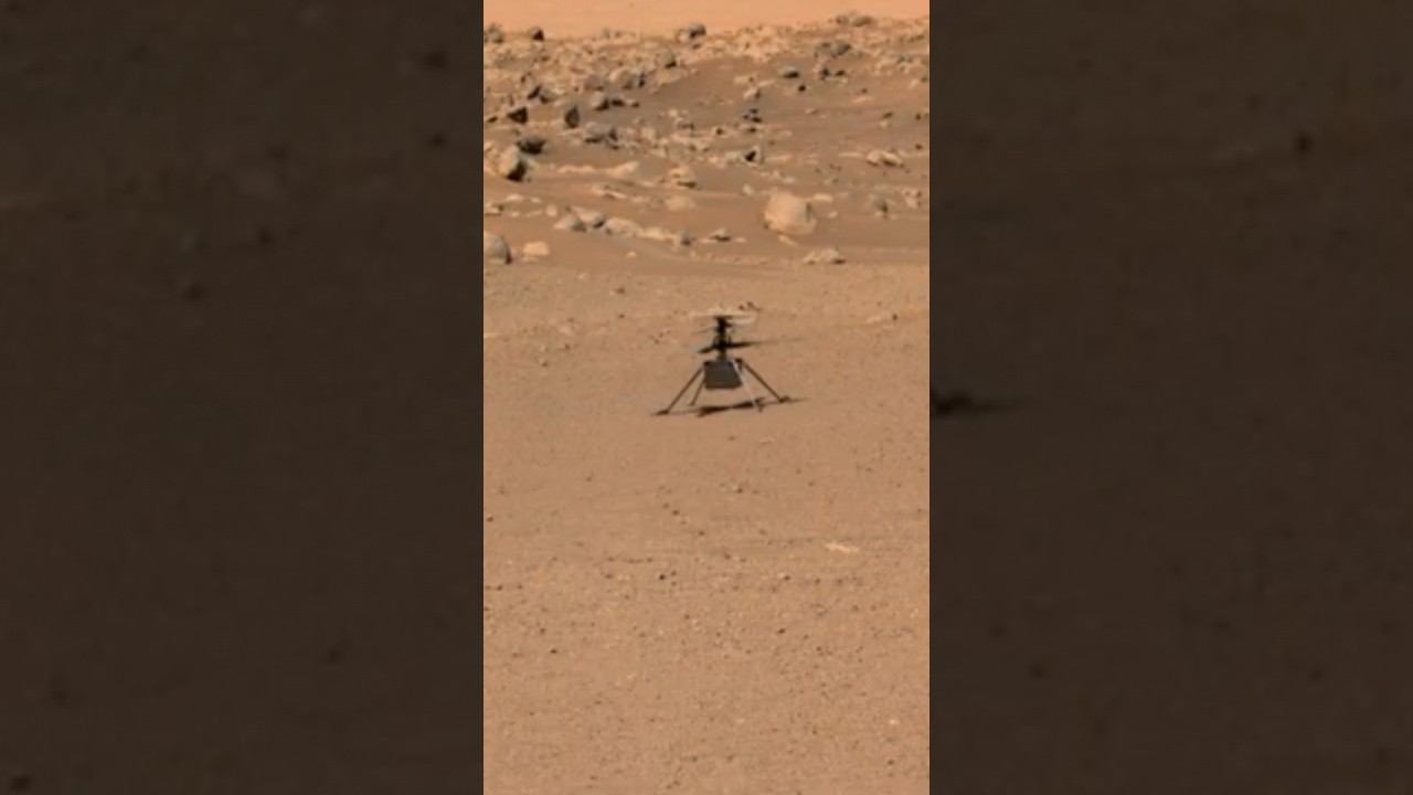 Марсоход Perseverance производит обзор местности смотреть онлайн
