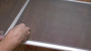 Замена креплений на москитной сетке