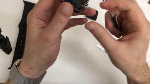 Замена стекла эпл вотч 3 (Apple Watch 3)