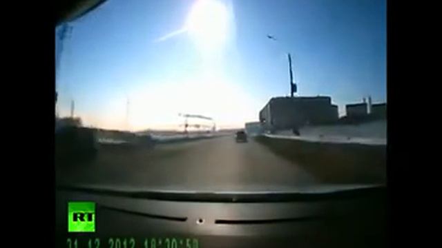 Метеорит падна и рани десетки в Русия смотреть онлайн